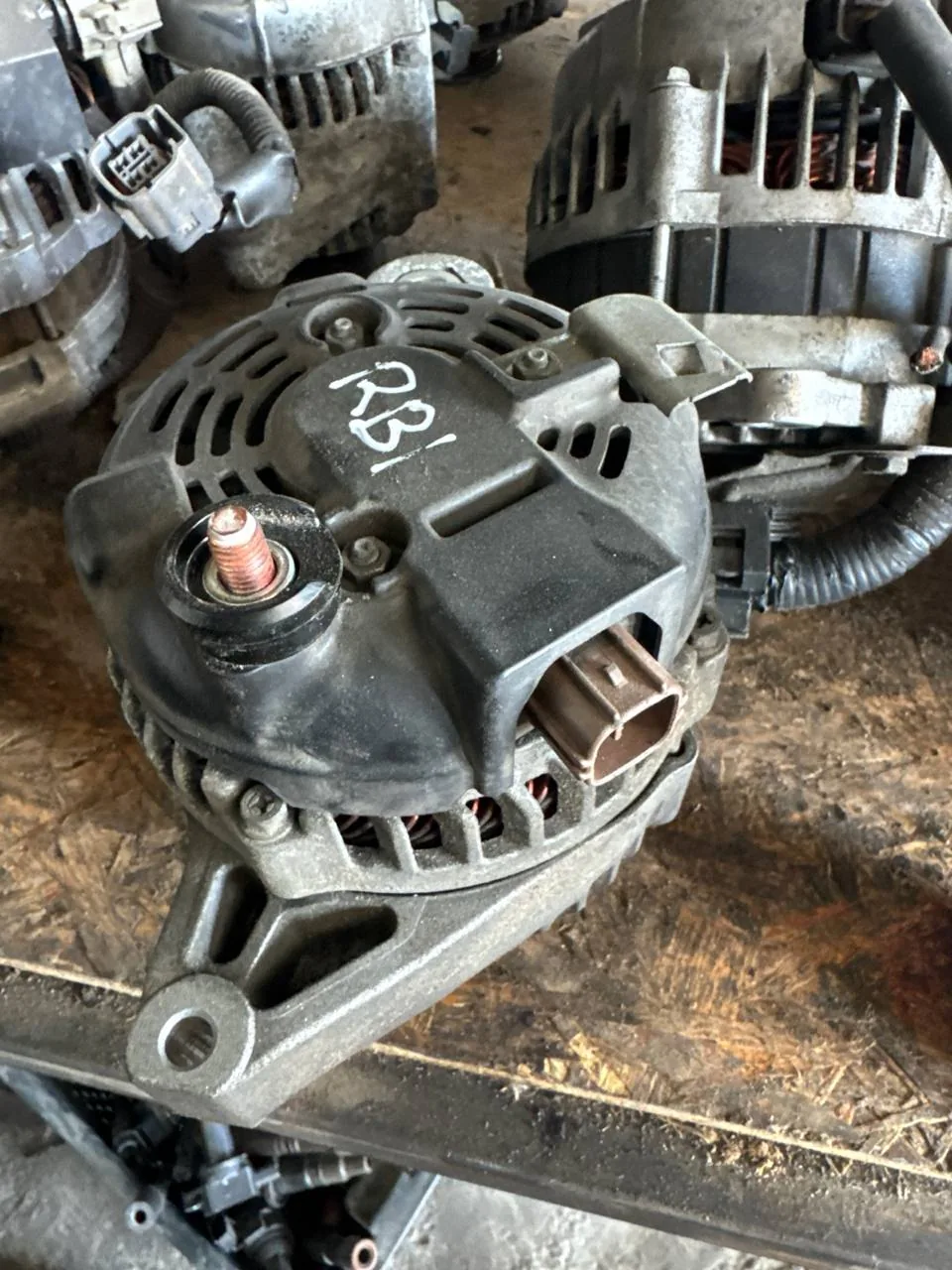 Генератор Honda Odyssey RB1 2003-2008 г. 